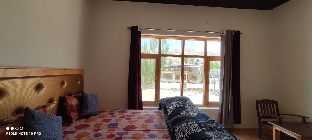 Noor Guest House Лех Екстериор снимка